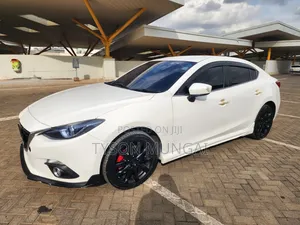 Mazda Axela 2016 White