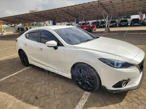 Mazda Axela 2016 White