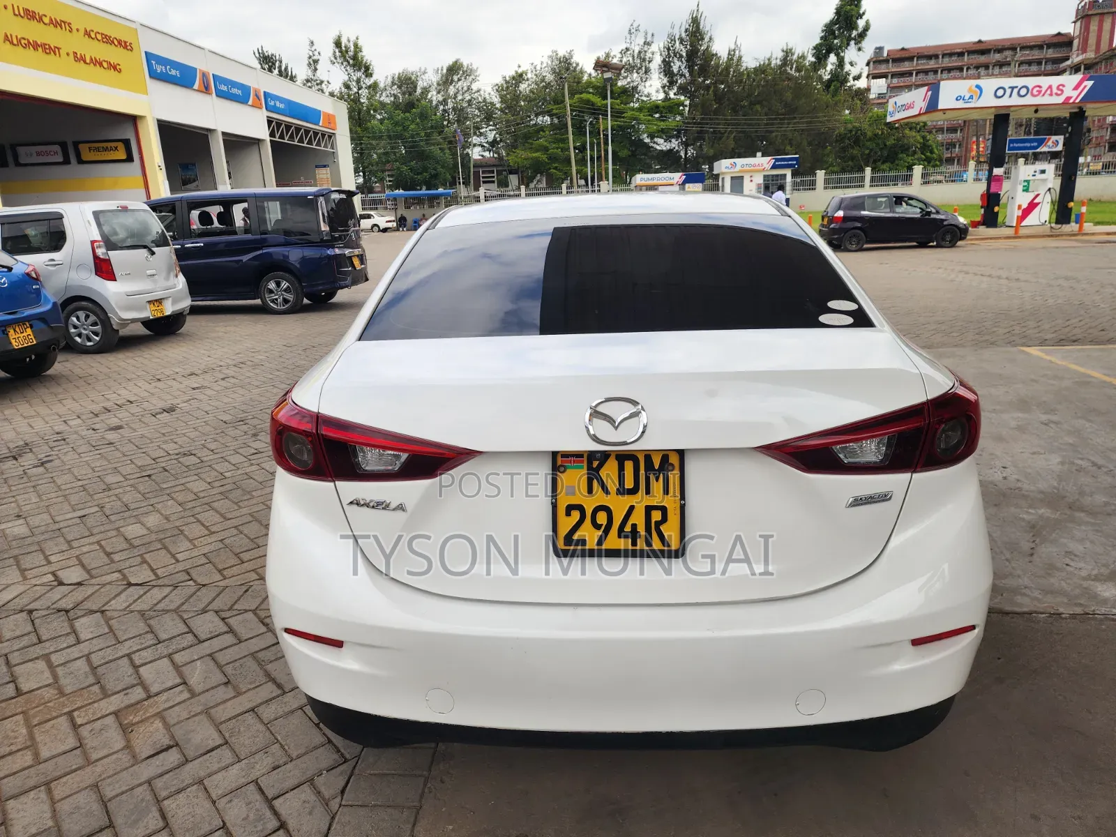 Mazda Axela 2016 White
