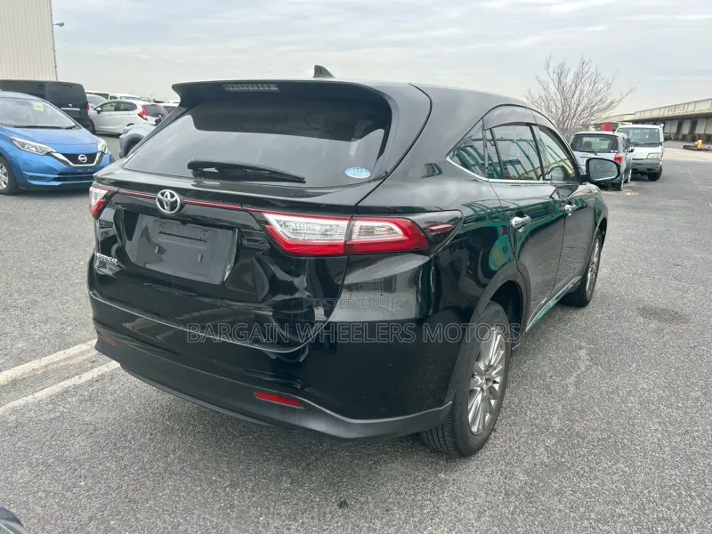 Toyota Harrier 2019 Black