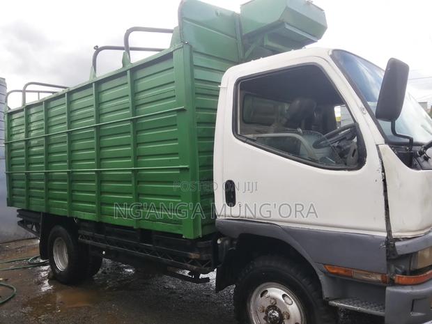 Mitsubishi Canter - thumbnail 2