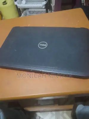 Laptop Dell Latitude 15 E5540 4GB Intel Core i5 HDD 500GB
