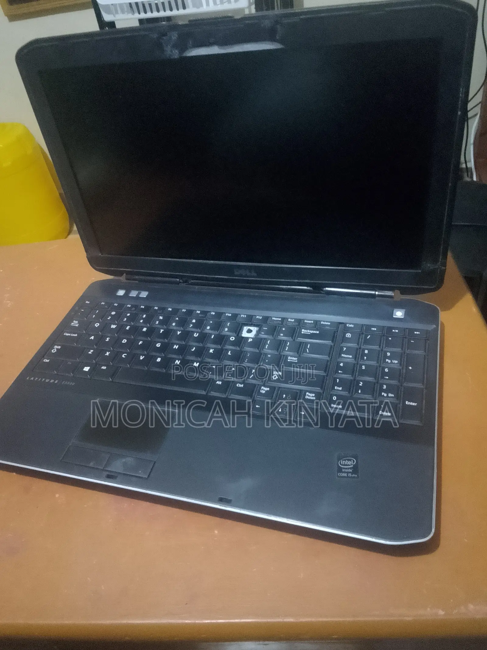 Laptop Dell Latitude 15 E5540 4GB Intel Core i5 HDD 500GB