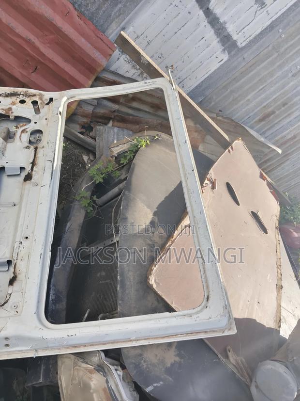 Mazda Bongo Sliding Door - thumbnail 3