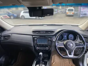 Nissan X-Trail 2017 White
