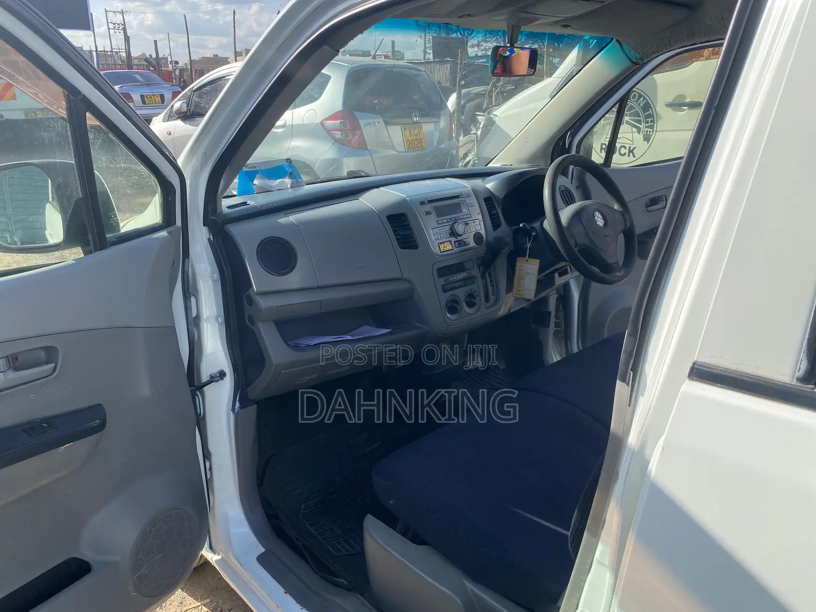Suzuki Wagon R 2013 White