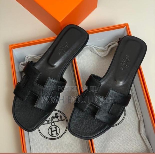Hermes Oran Sandals