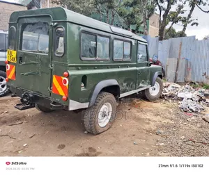 Land Rover Defender 2009 Green
