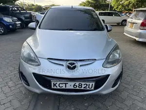 Mazda Demio 2012 Silver