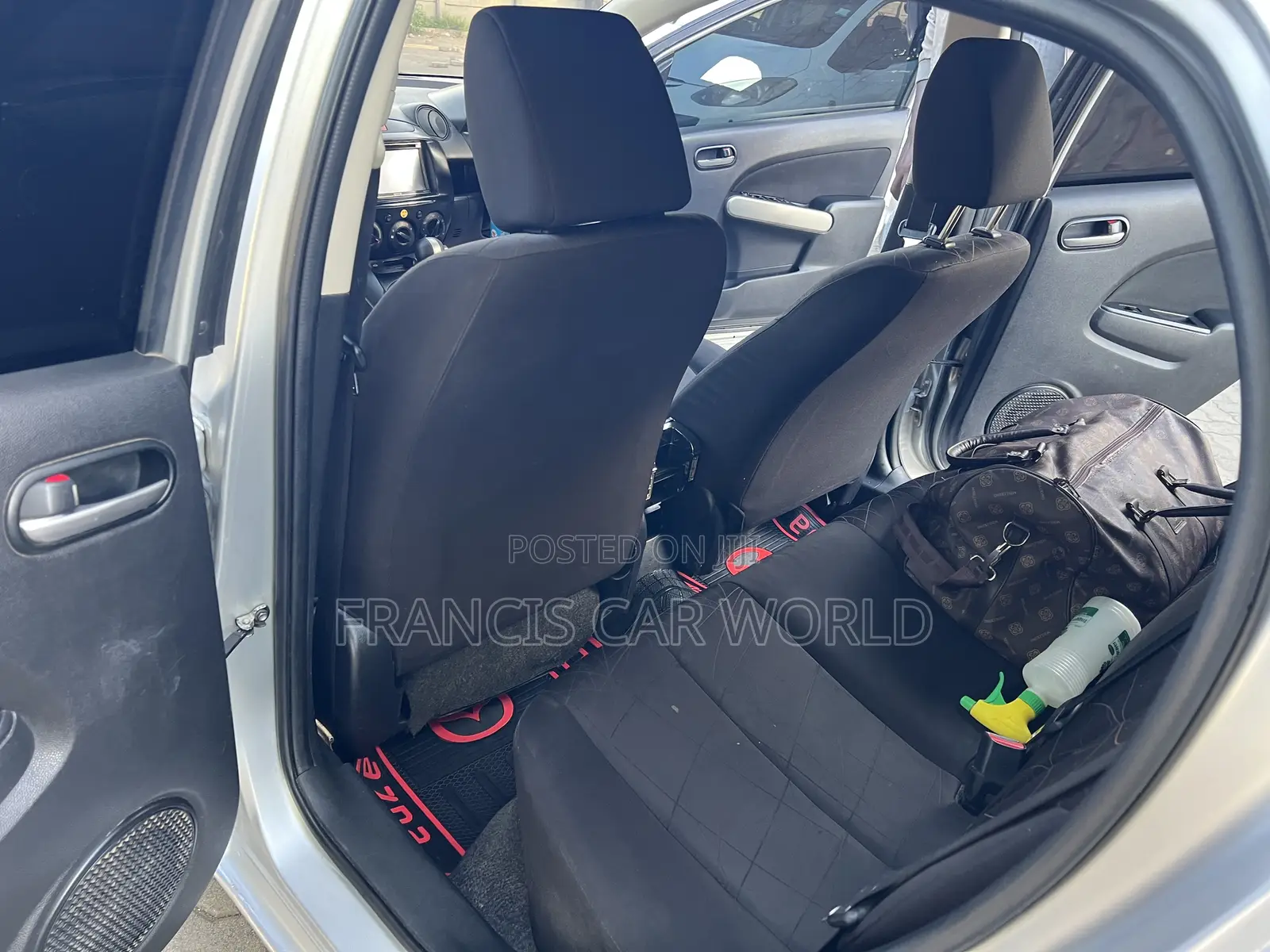 Mazda Demio 2012 Silver