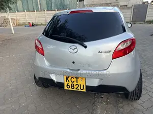 Mazda Demio 2012 Silver