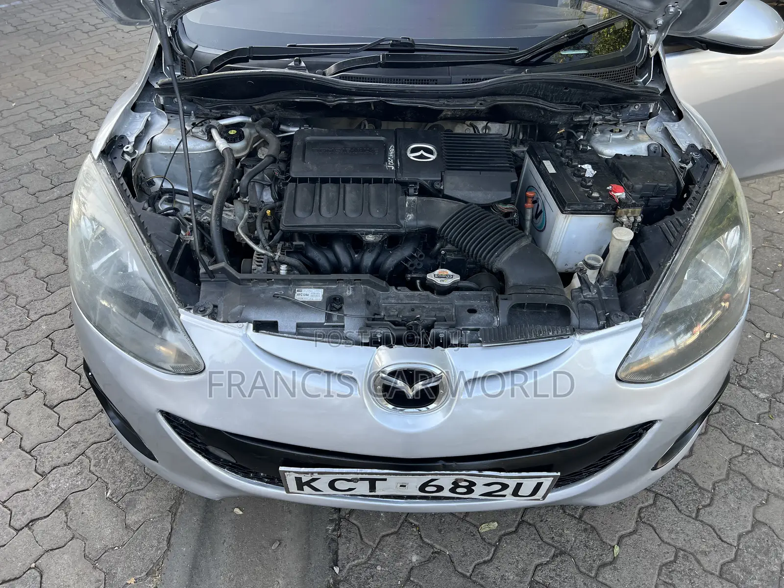 Mazda Demio 2012 Silver