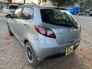 Mazda Demio 2014 Gray