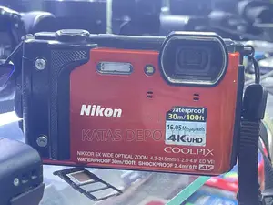 Nikon Coolplex