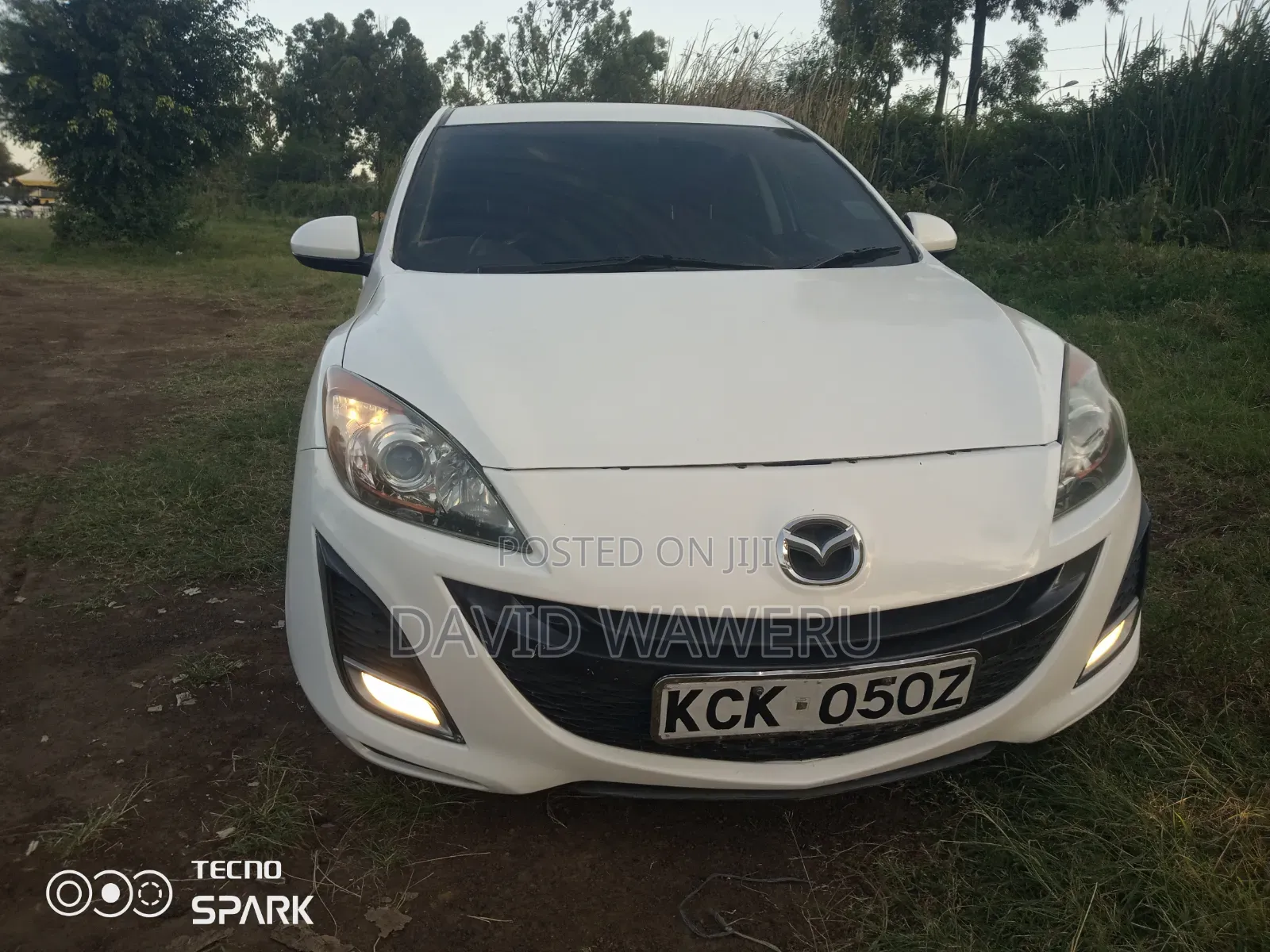 Mazda Axela 2011 White