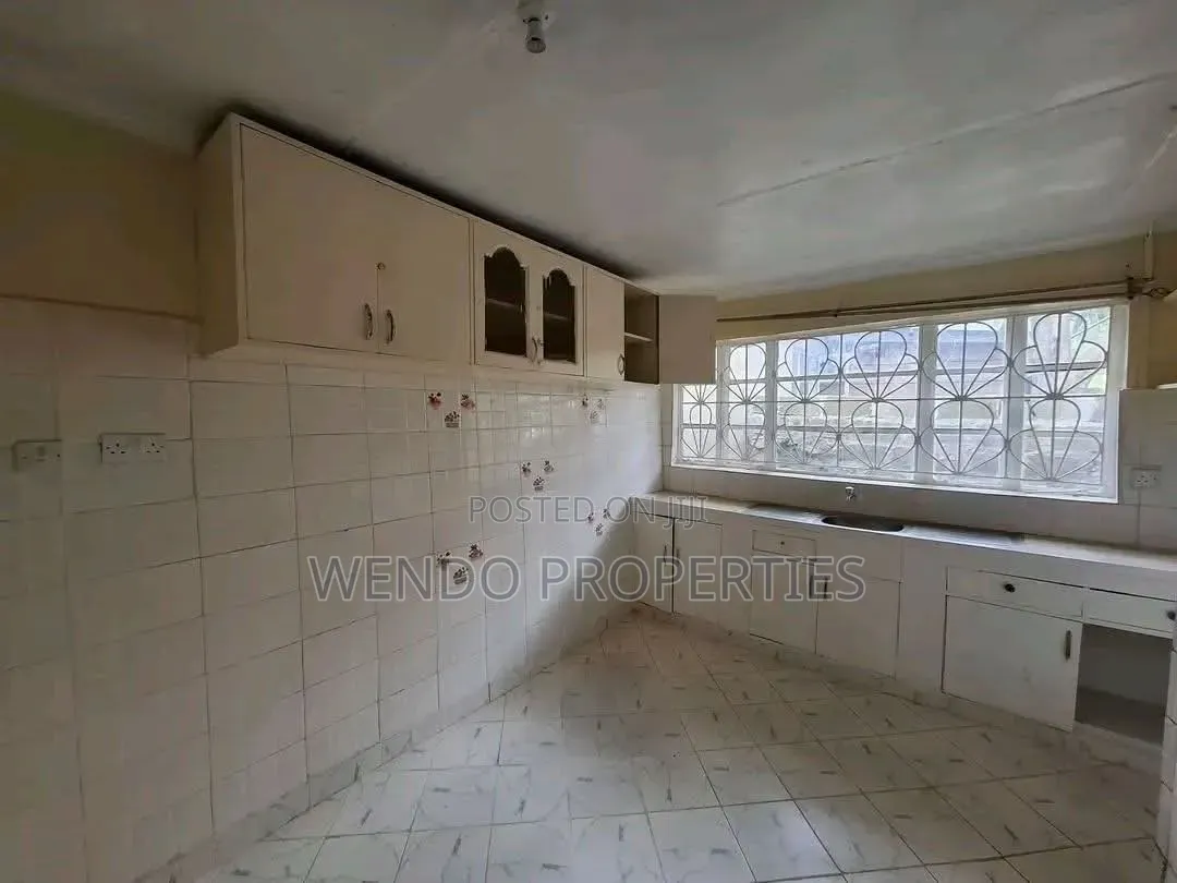 3bdrm Bungalow in Karen C for rent