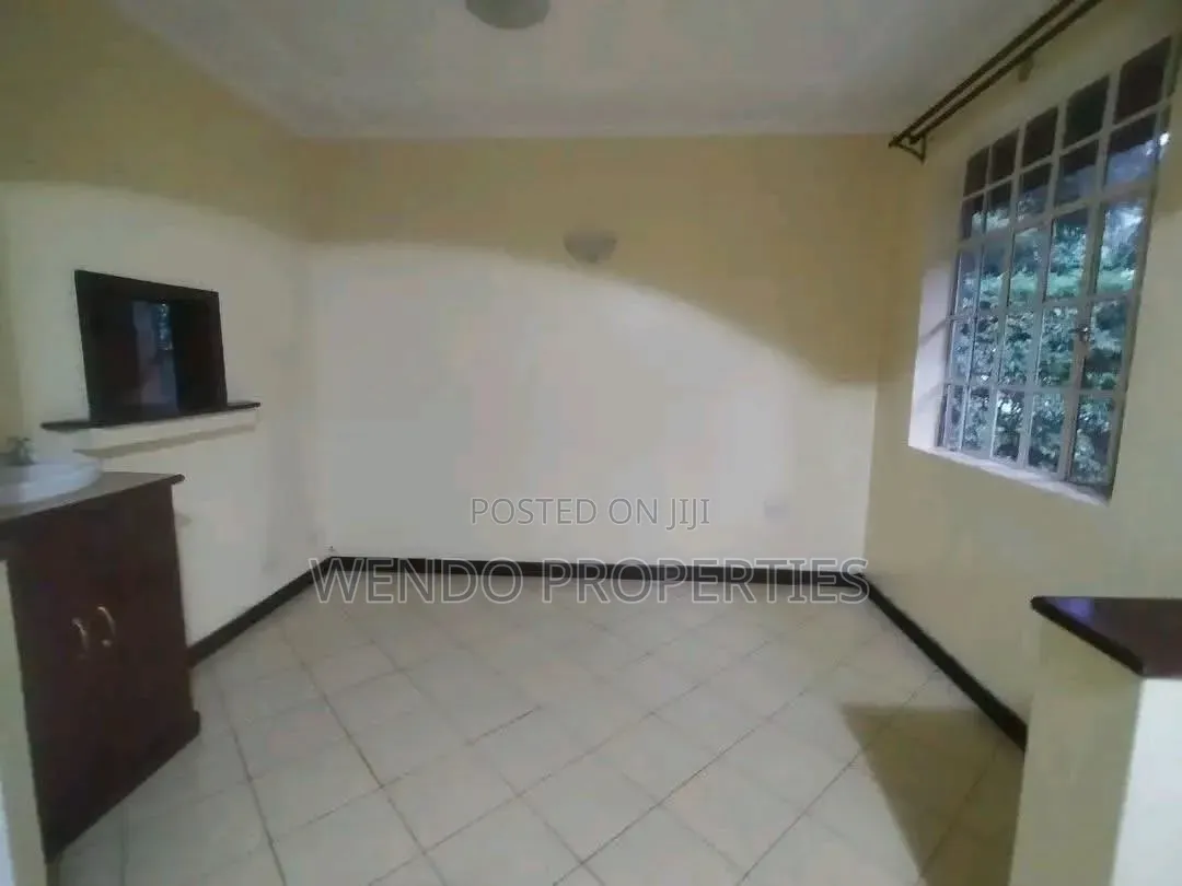 3bdrm Bungalow in Karen C for rent