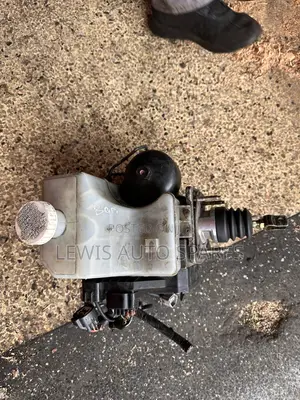 Pajero Brake Booster