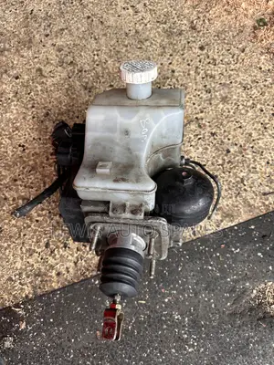 Pajero Brake Booster