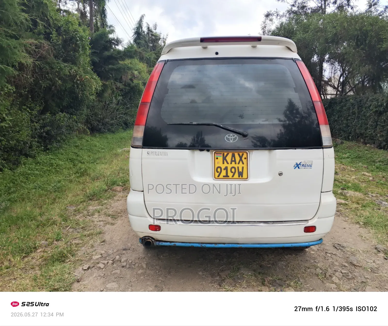 Toyota TownAce 2000 White