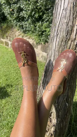 Ysl Flat Shoes