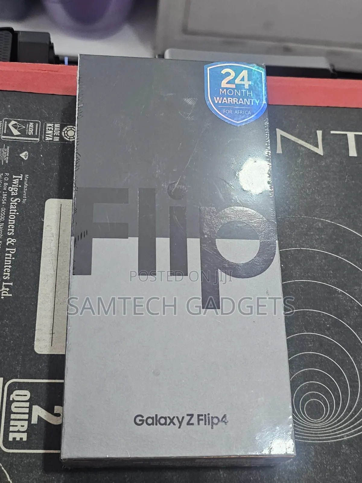 New Samsung Galaxy Z Flip4 512 GB Purple