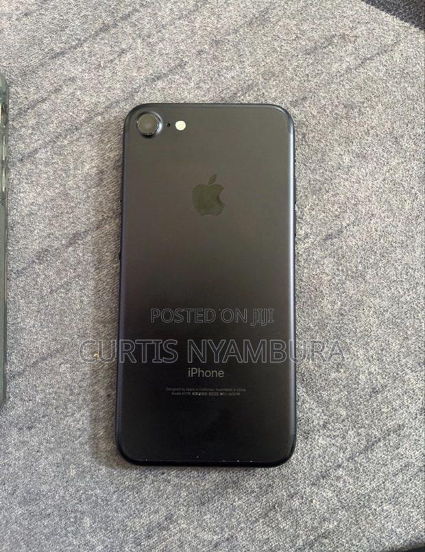 Apple iPhone 7 128 GB Black