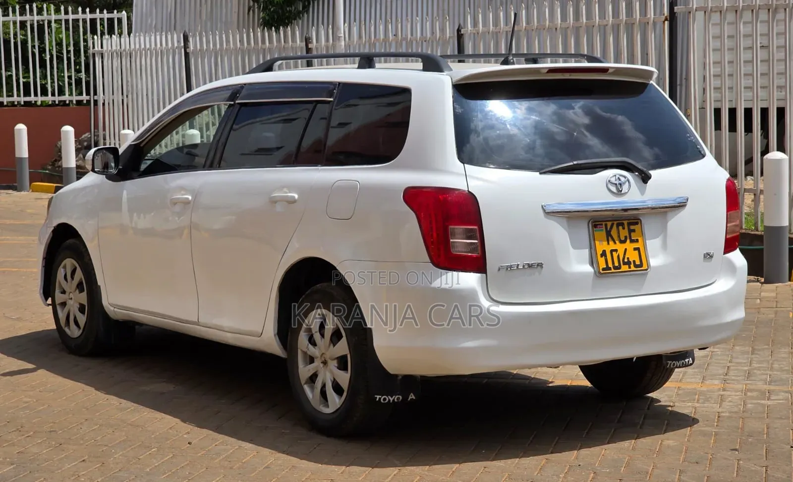 Toyota Corolla Fielder 2008 White
