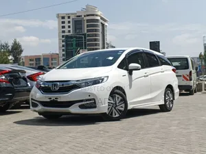 Honda Shuttle 2019 White