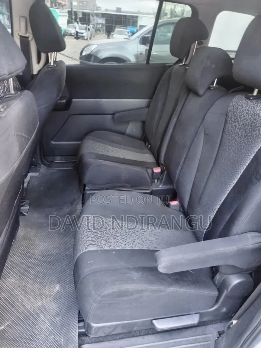 Mazda Premacy 2013 Silver