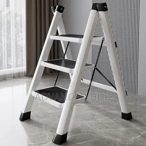 4 Steps Indoor Metallic Ladder