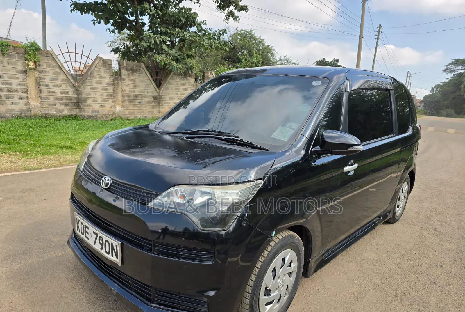 Toyota Spade 2014 Black