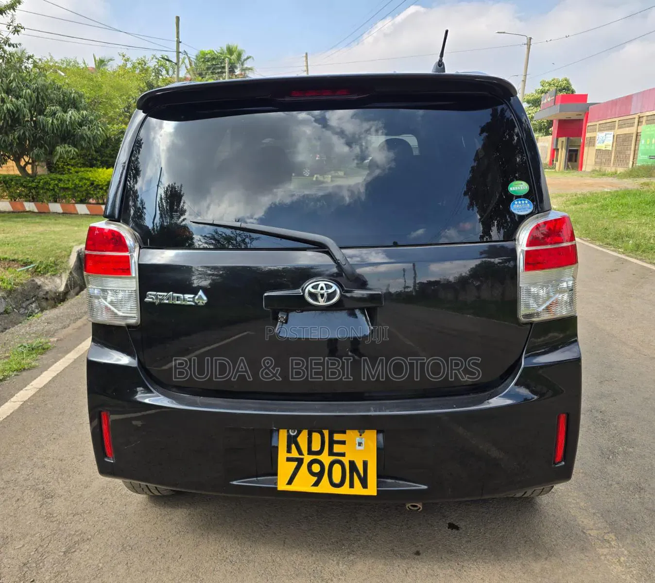 Toyota Spade 2014 Black