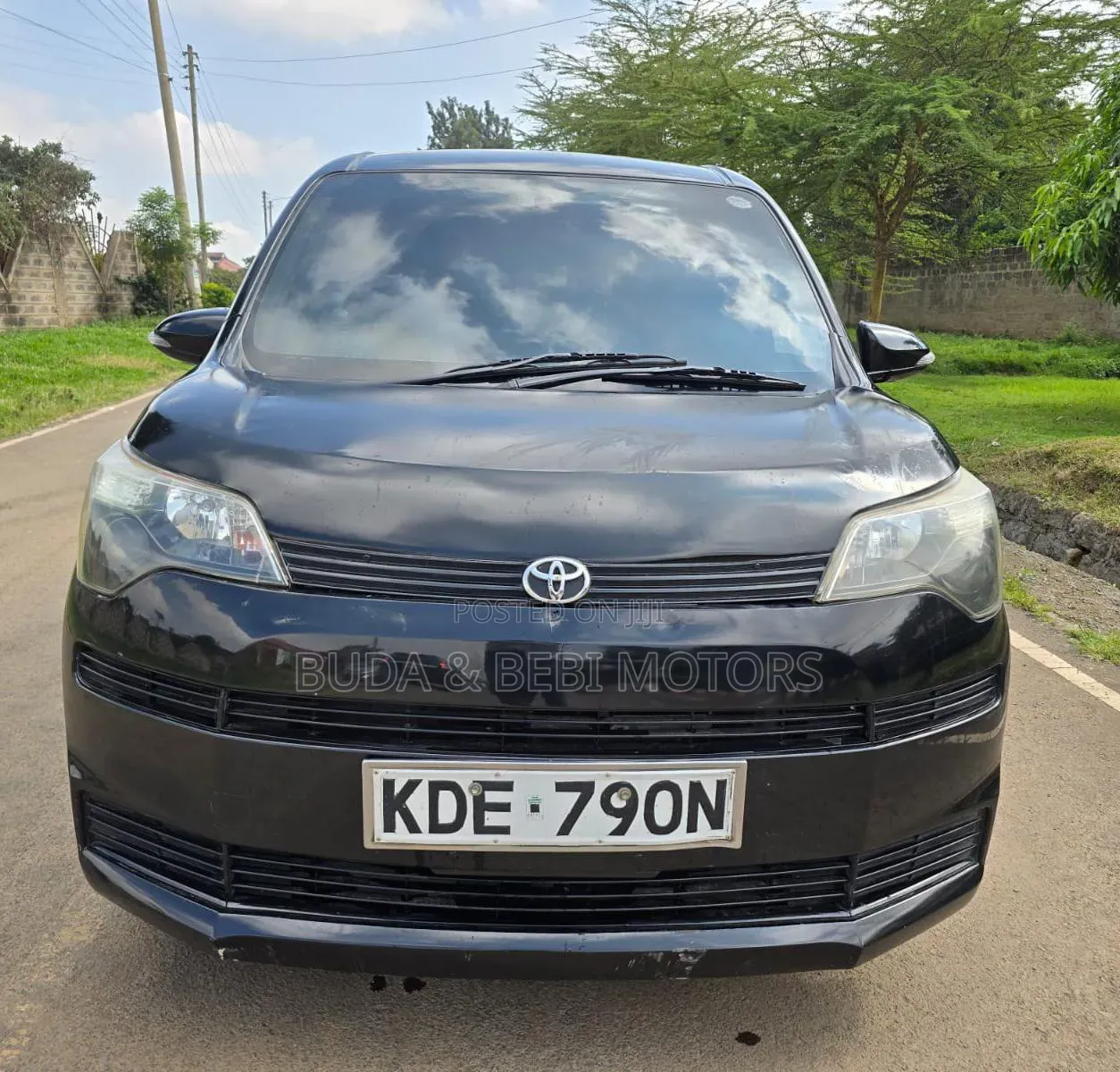 Toyota Spade 2014 Black