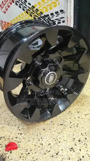 Chrome Rim Size 16 Landlover
