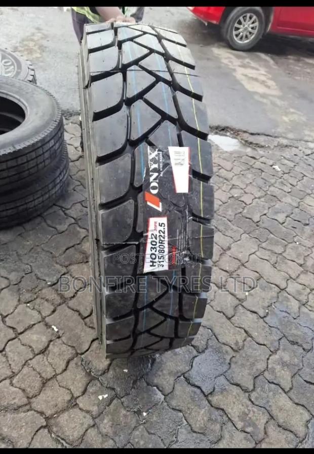 315/80r22.5 Onyx