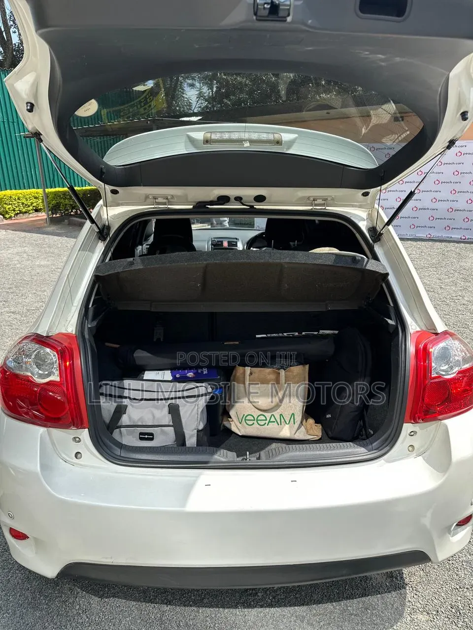 Toyota Auris 2012 White
