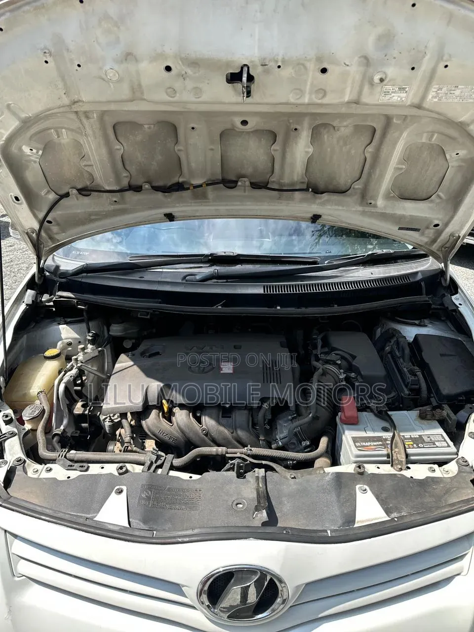 Toyota Auris 2012 White