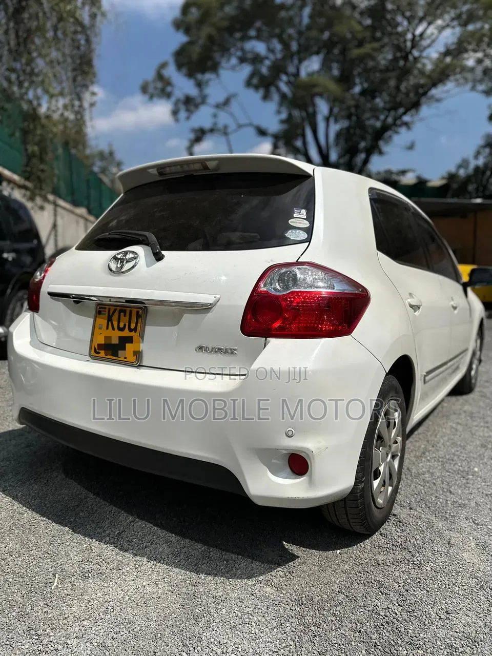 Toyota Auris 2012 White