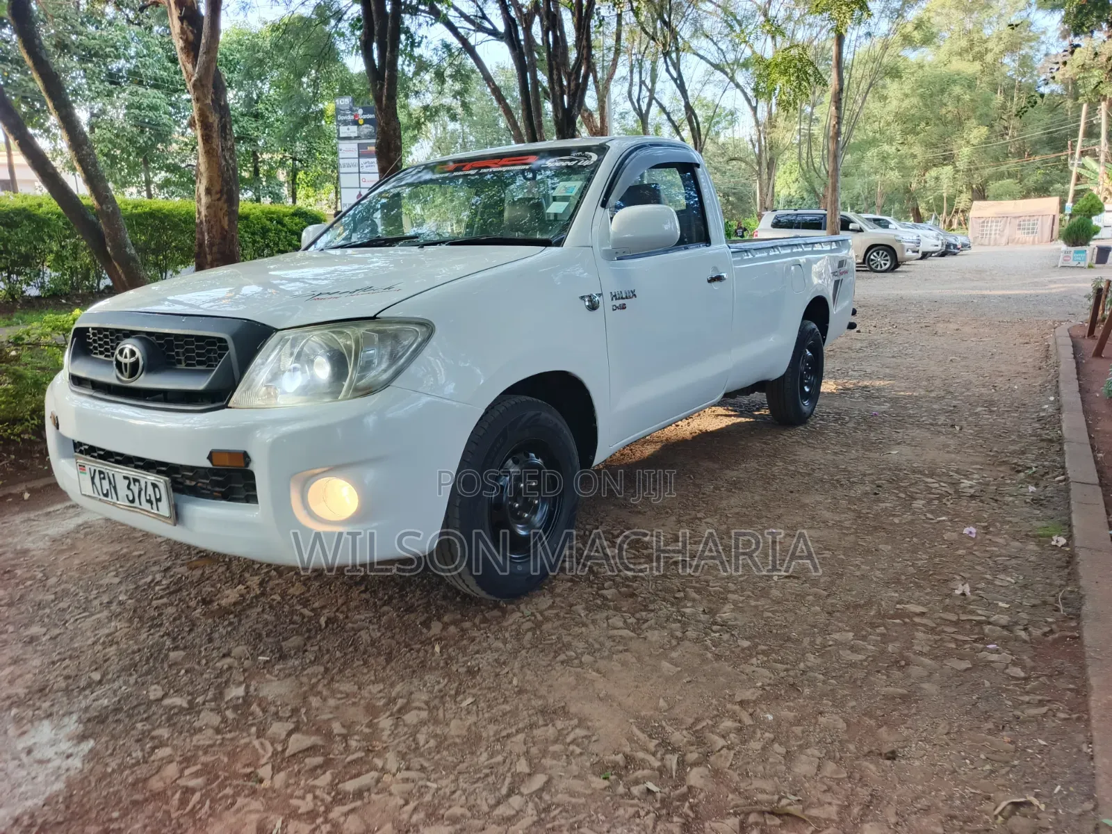 Toyota Hilux 2011 White