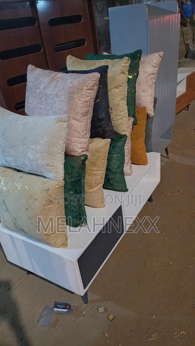 Medium Sized Throw Pillows - thumbnail 4
