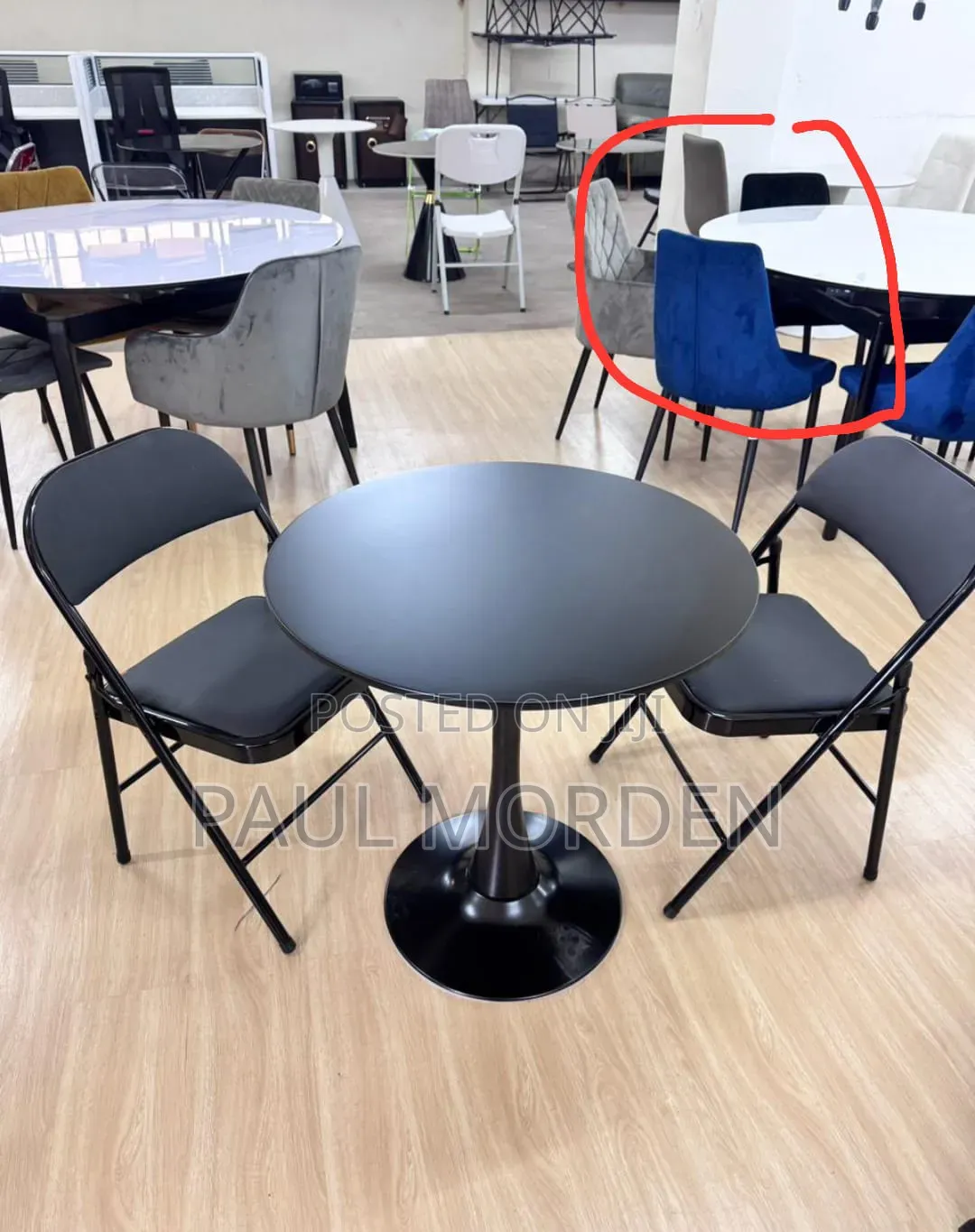 Round Marble Table (Black)+Foldable Chairs