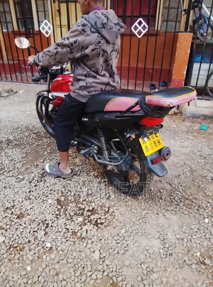 Hero Hunter 150 2021 Red