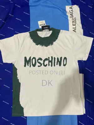 Moschino T-Shirt  Moschino Designer T-Shirt