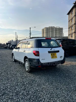 Nissan Advan 2015 White