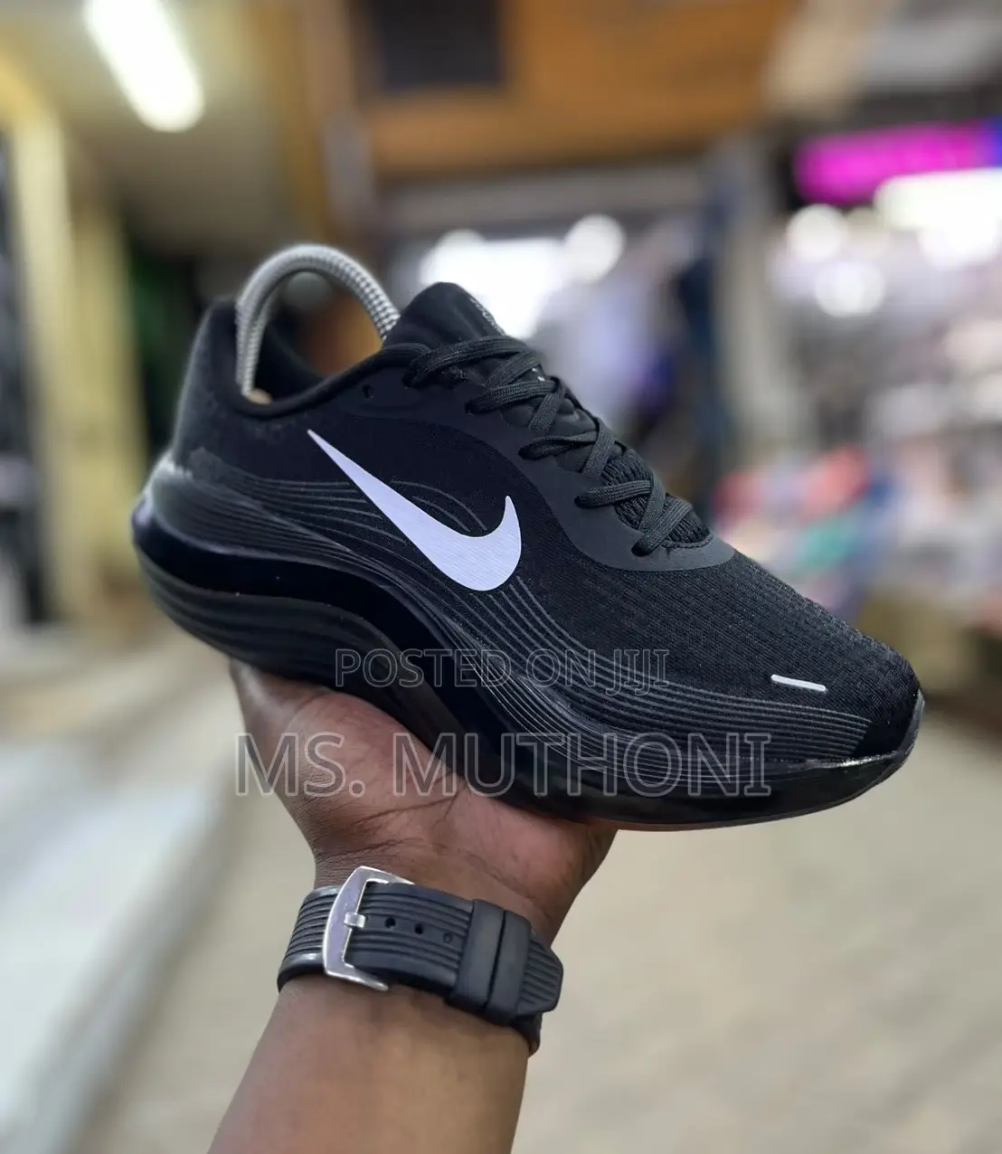 Full-Stack, Ultra-Soft Max Cushioned Nike Runners. Size 40-45