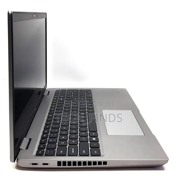 Laptop Dell Precision 3561 16GB Intel Core i7 SSD 512GB - thumbnail 3
