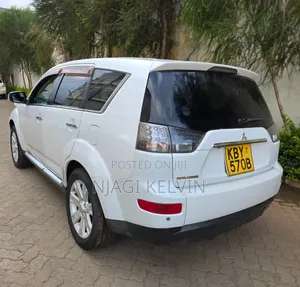 Mitsubishi Outlander 2009 White
