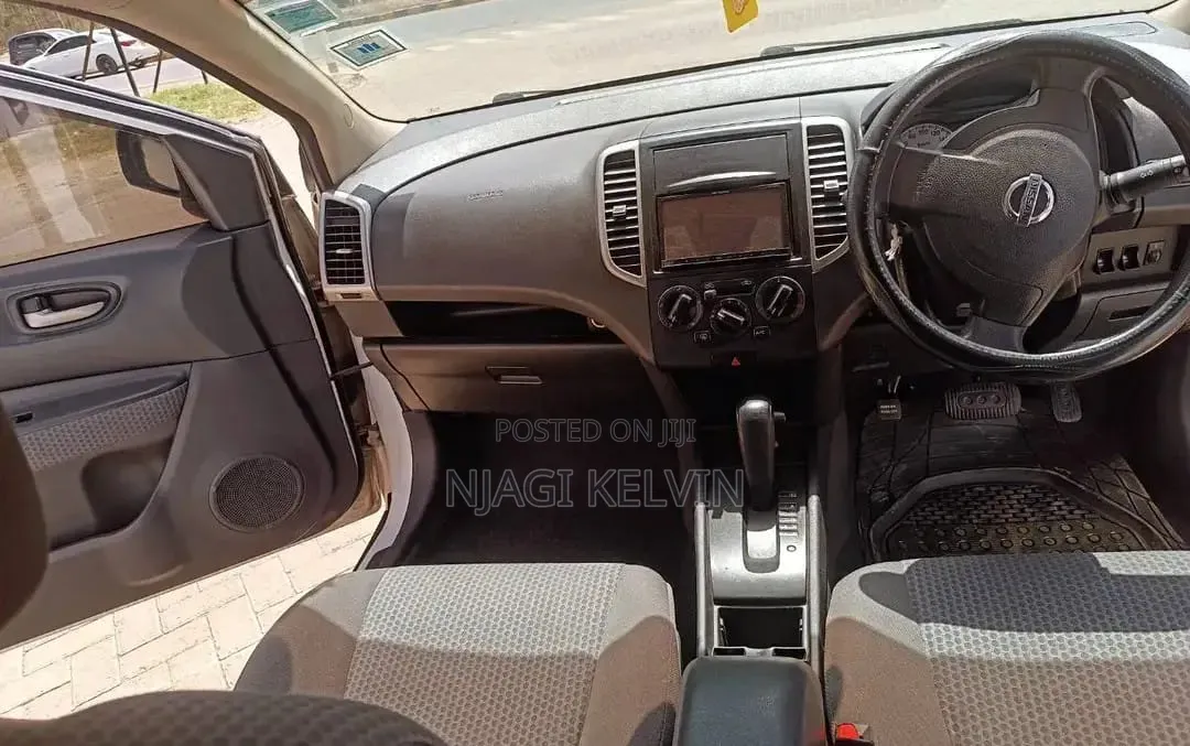 Nissan Wingroad 2013 White
