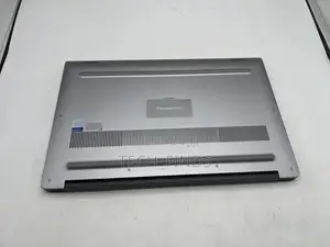 Laptop Dell Latitude 5540 16GB Intel Xeon SSD 512GB
